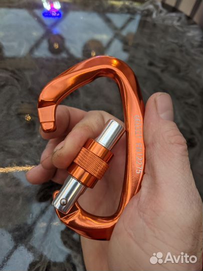 Карабины для альпинизма