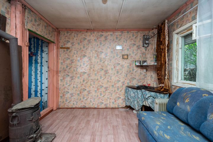 Дом 36 м² на участке 4,8 сот.