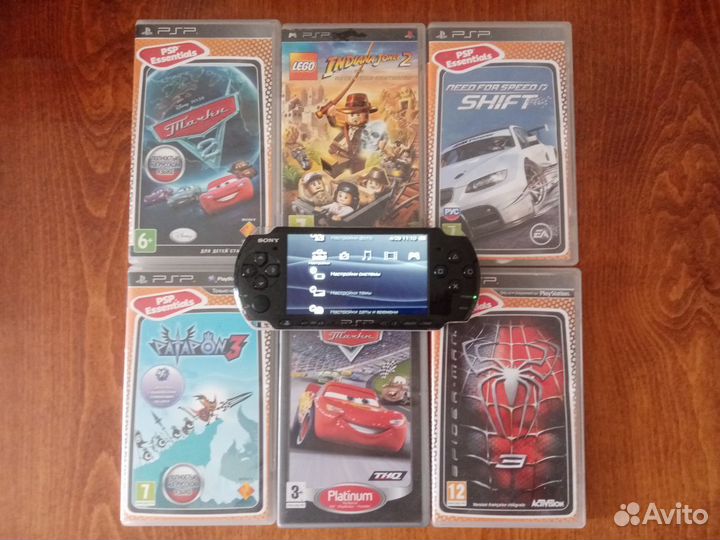 PSP 3008 с дисками прошитая 8gb