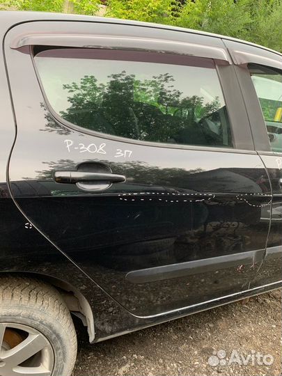 Дверь задняя правая Peugeot 308 4A/C