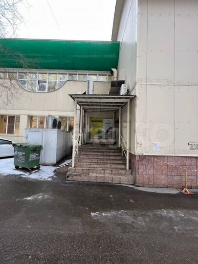 Продам торговое помещение, 409.6 м²