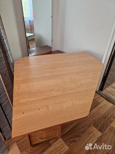 Угловой письменный стол бу