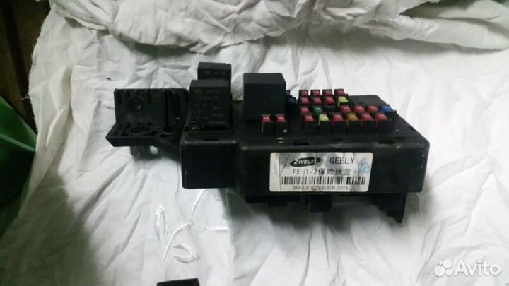 Блок предохранителей Geely Emgrand EC7