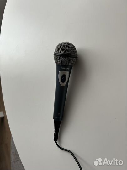 Микрофон проводной Philips