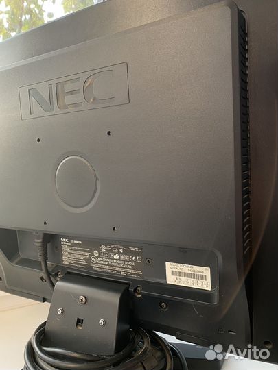Монитор NEC LCD1904M