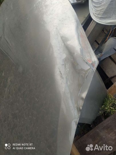 Капот Renault Sandero