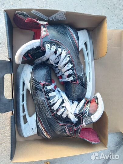 Хоккейные коньки bauer и экипировка