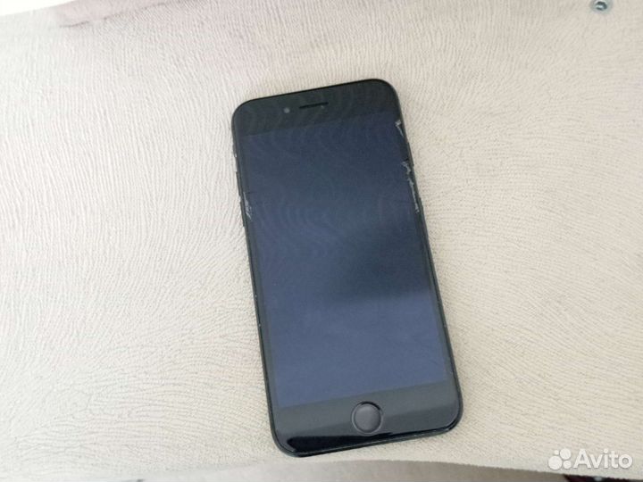 Бу телефон 7 iPhone 32 Гб