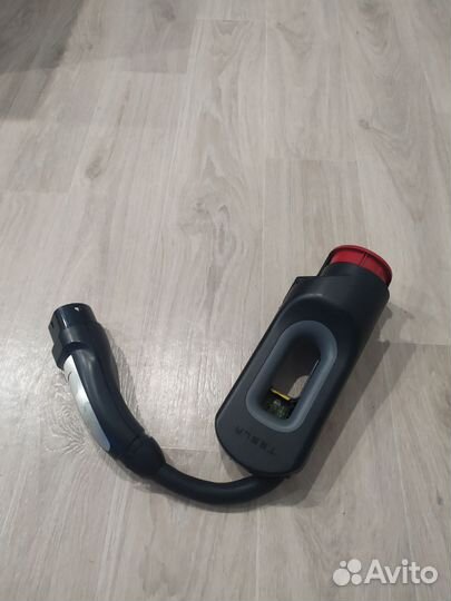 Зарядка Чадемо Теслы