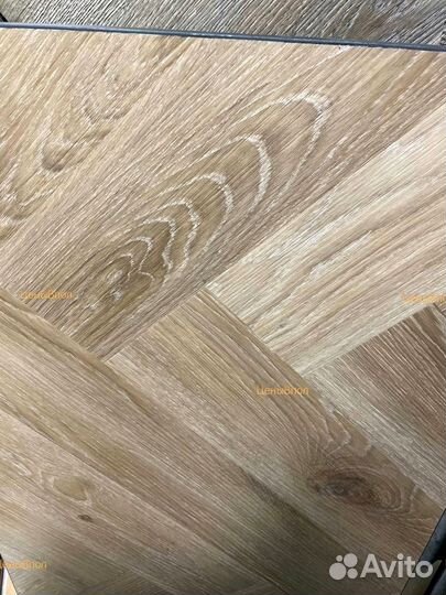 Виниловый ламинат елочкой