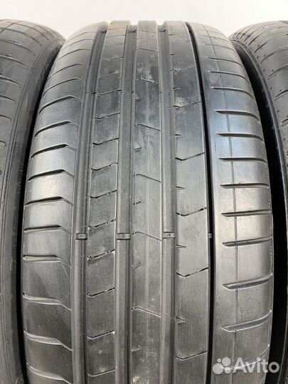 Pirelli P Zero PZ4 225/40 R20 92V