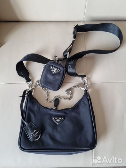 Сумка Prada Re Edition 2005