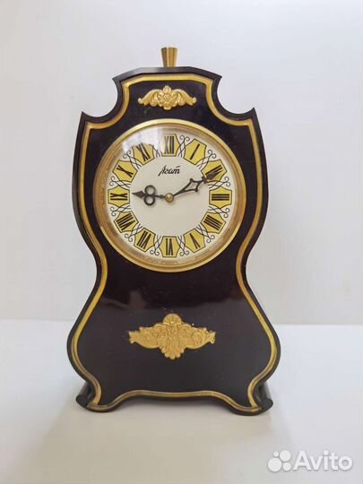 Настольные заводные часы Агат СССР