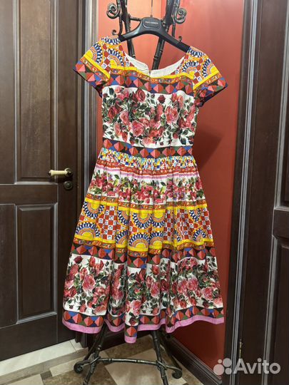 Dolce gabbana платье 44