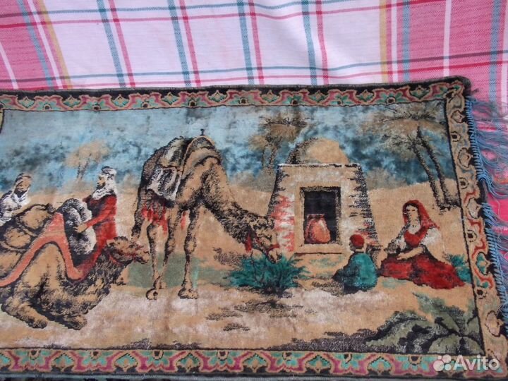 Старинный ковёр