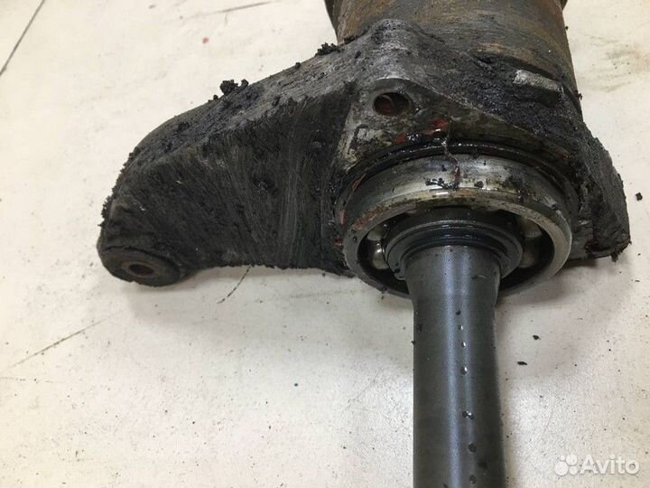 Полуось (привод) передняя правая LADA Niva (4х4)