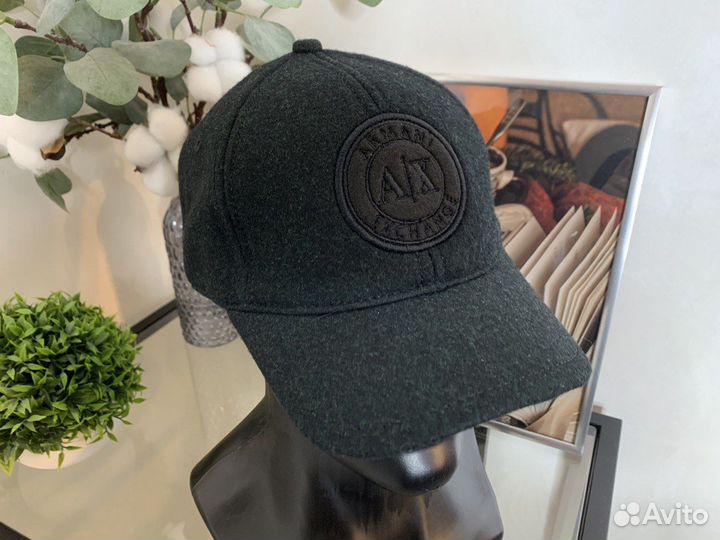 Бейсболка Armani Exchange утеплённая