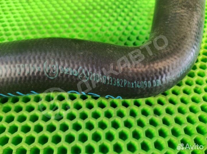 Патрубок радиатора Mercedes-Benz E W210 M112