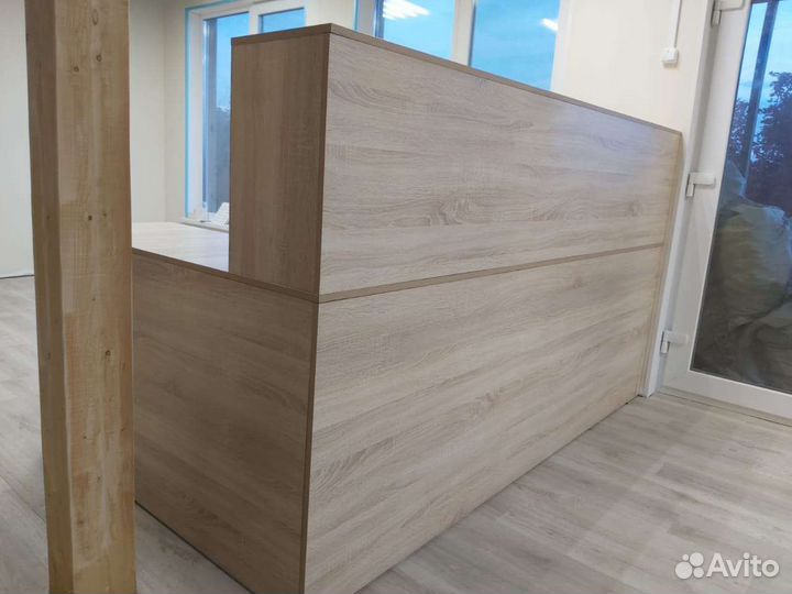 Стойка ресепшн, новая