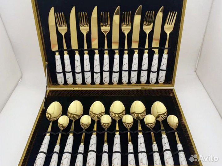 Набор столовых приборов новый