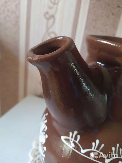 Глиняный кувшин