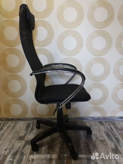 Компьютерное кресло