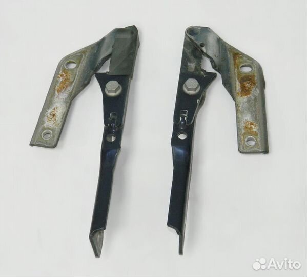 Петля капота Opel Omega B