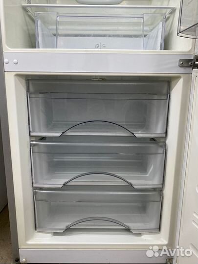 Холодильник бу атлант большой с гарантией