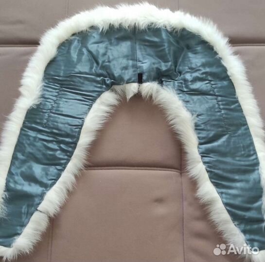 Меховой воротник из рыжей лисы