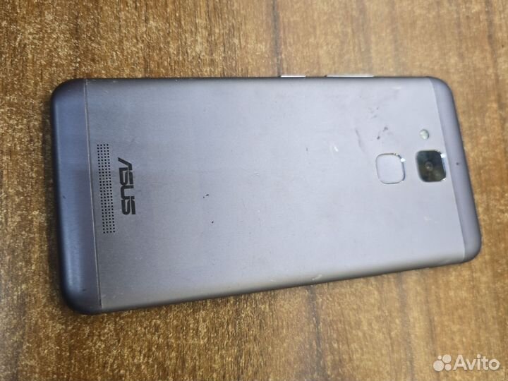 ASUS ZenFone 3 Max ZC520TL, 2/16 ГБ