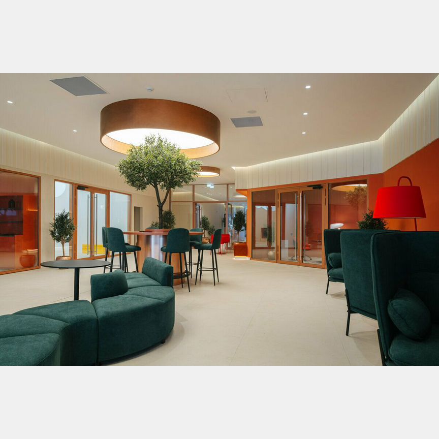 3-к. квартира, 98,6 м², 2/50 эт.