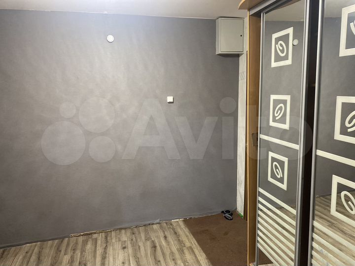 2-к. квартира, 58 м², 2/5 эт.