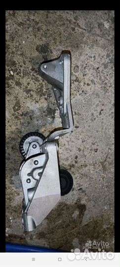 Кранштей с роликами ford volvo huva