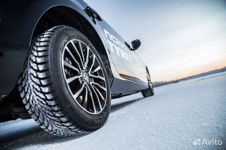 Nokian Tyres Hakkapeliitta R5 235/55 R19