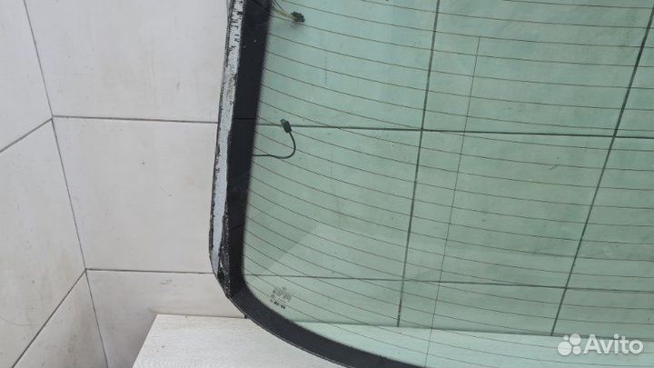 Стекло заднее Mercedes E-Class W211 M112 2004