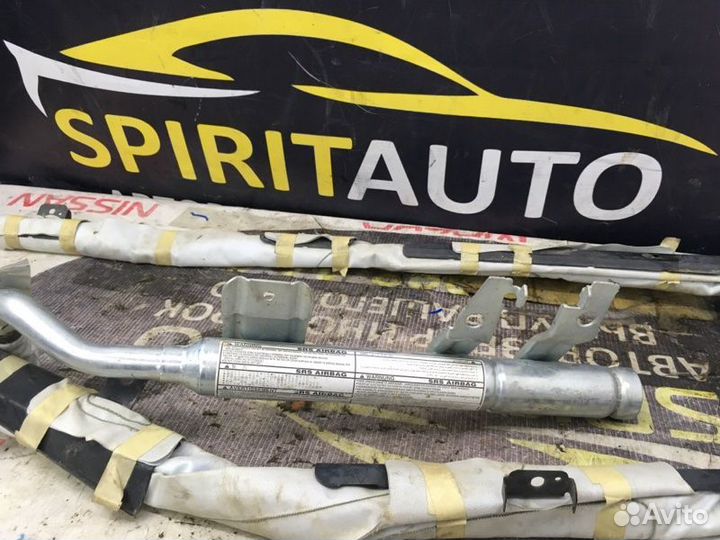 Шторка безопасности правая Mazda 3 BK 1.6 Z6