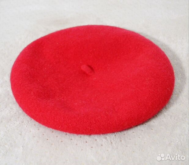 Берет женский новый шерсть демисезонный