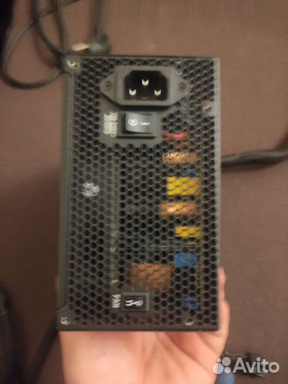 Блок питания super flower gold 750 на запчасти