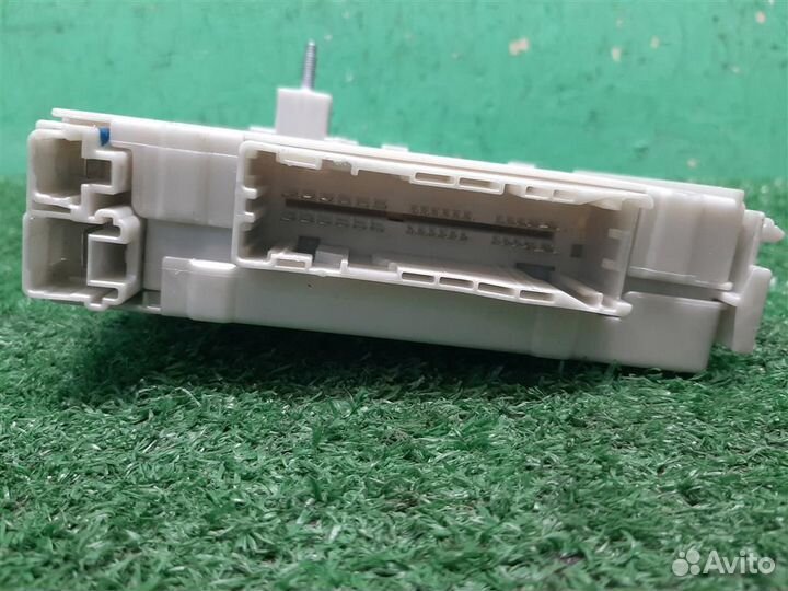 Блок предохранителей салонный Lexus GS 450H 2007