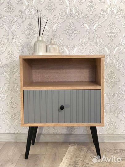 Тумба прикроватная