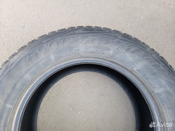Bridgestone Blizzak Ice 245/65 R17 105