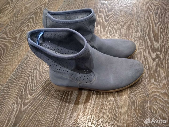 Ботинки женские 37 размер
