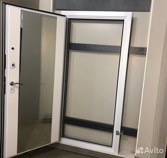 Дверь металлическая