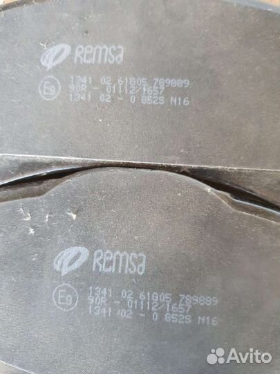 Тормозные колодки toyota avensis