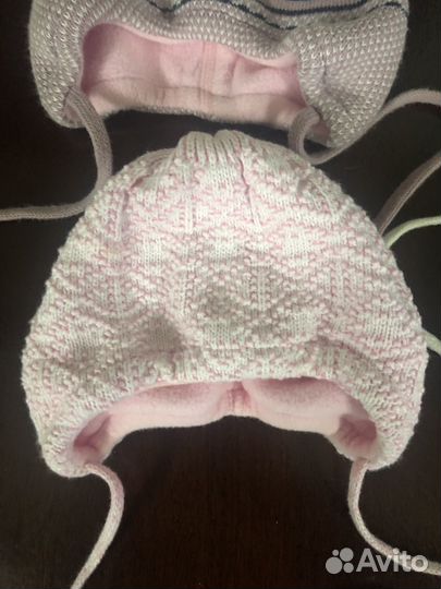 Шапочки для девочки (размеры в описании)