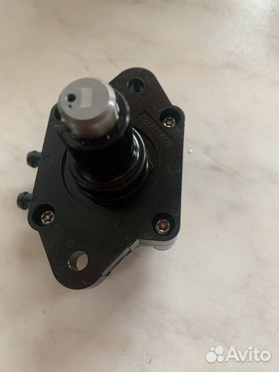 Продам топливный насос лодочного мотора Honda