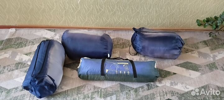 Палатка и спальный мешок