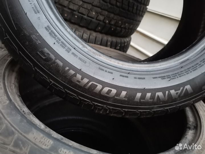 Centara Vanti Touring 215/60 R16