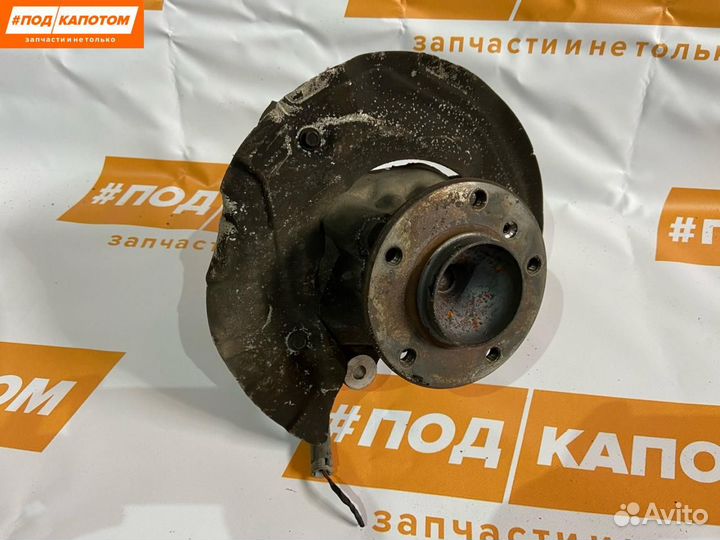 Кулак передний левый BMW 3 E90 2007