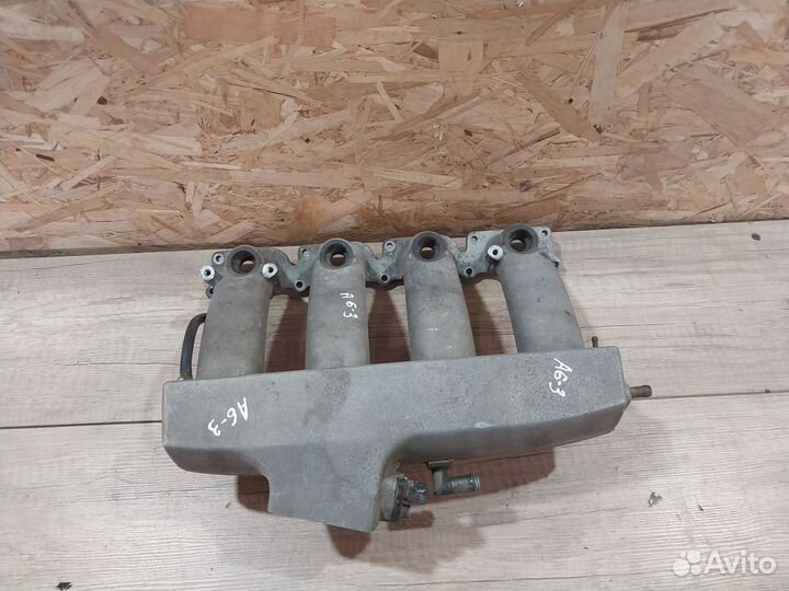 Впускной коллектор Audi A6 C5 VW Passat B5